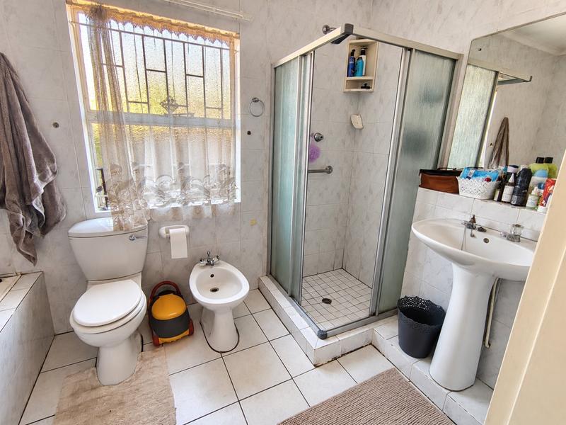 4 Bedroom Property for Sale in Sasolburg Ext 4 Free State